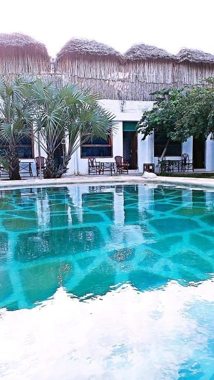 Diani Hostel Diani Beach Exterior foto